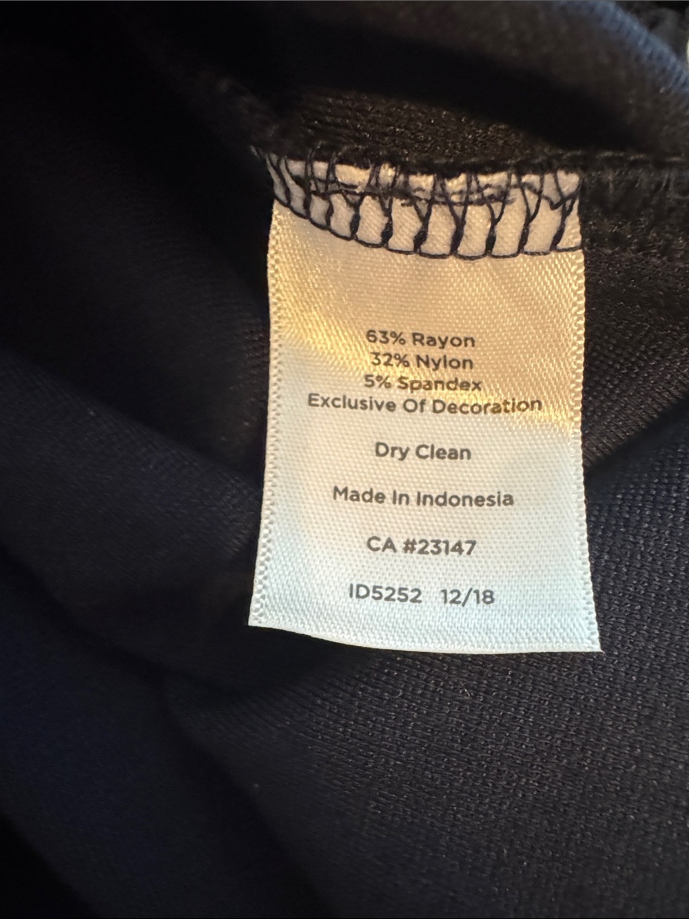 Talbots Navy Dress with White Trim Size 4P - Picture 7 of 7